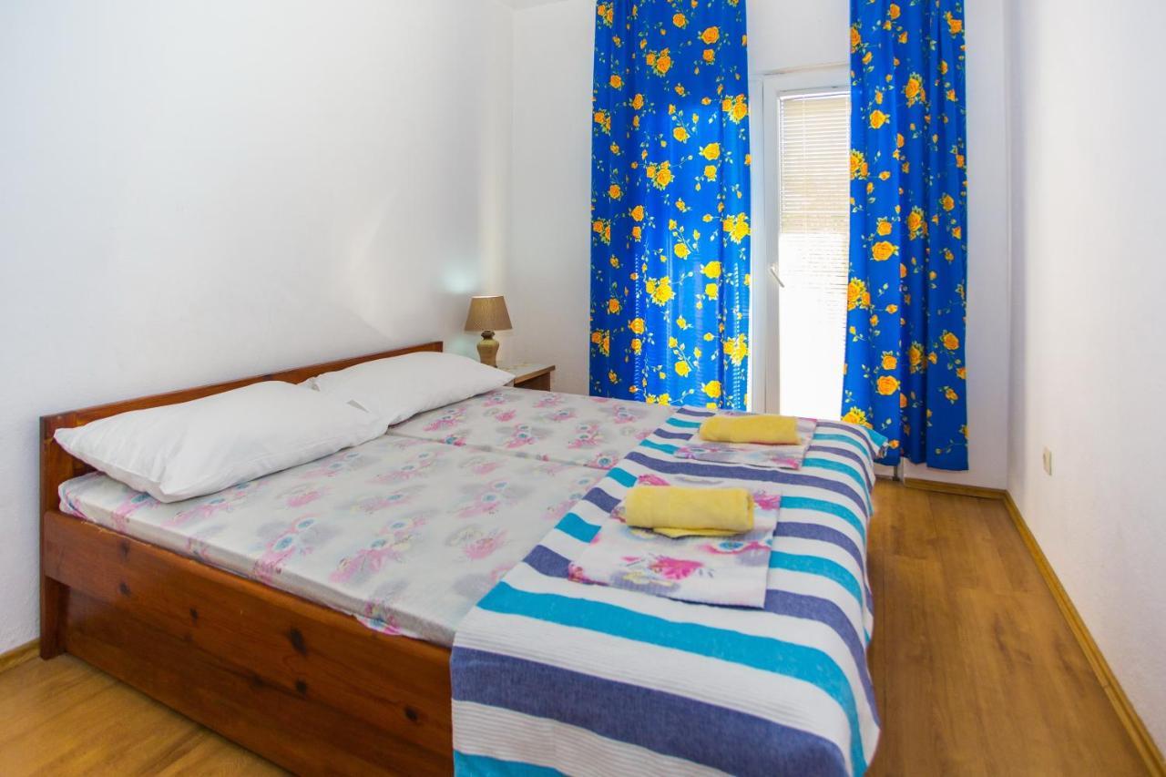 Apartments With A Parking Space Baska Voda, Makarska - 6761 エクステリア 写真