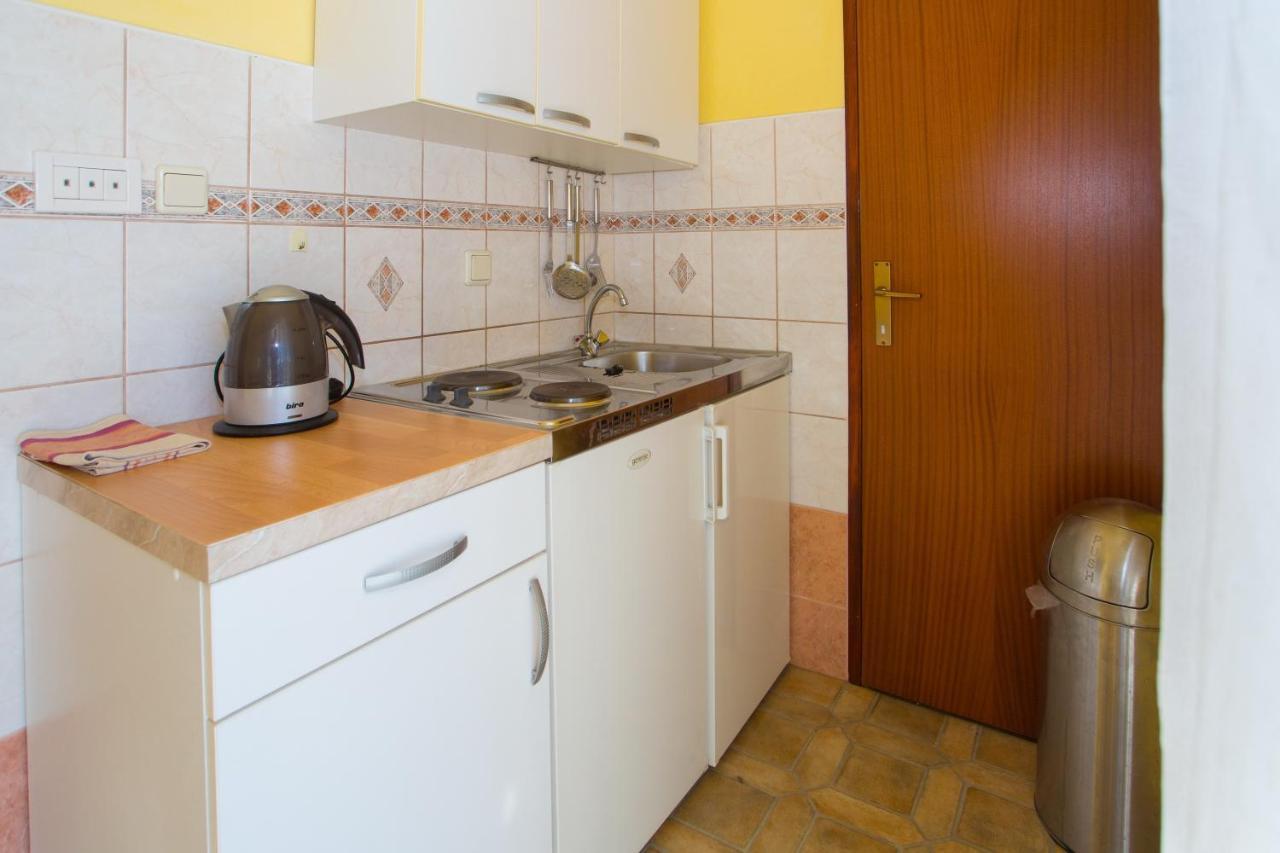 Apartments With A Parking Space Baska Voda, Makarska - 6761 エクステリア 写真