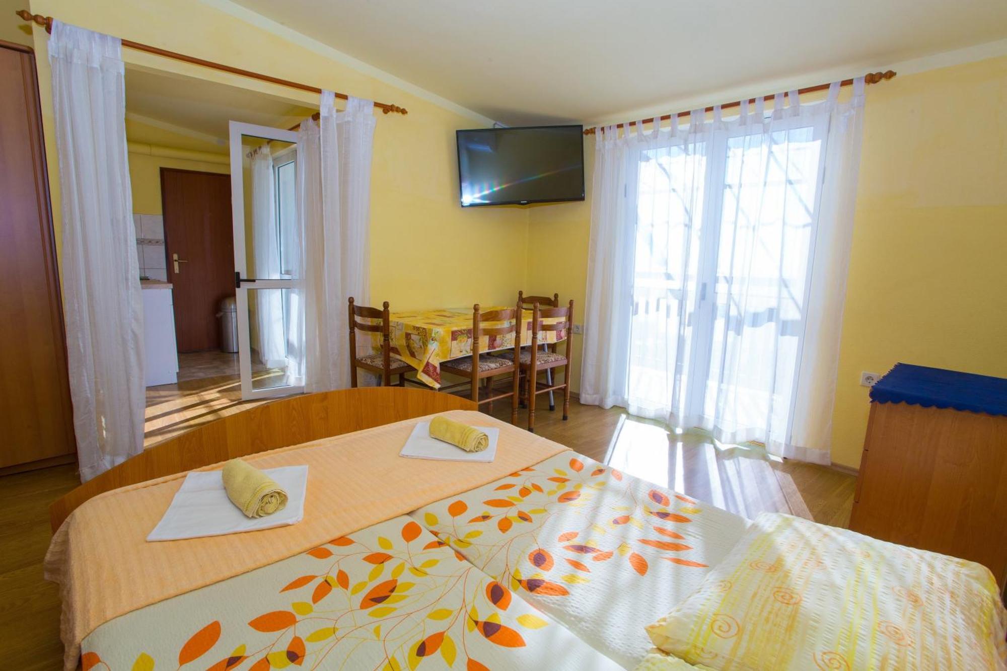 Apartments With A Parking Space Baska Voda, Makarska - 6761 部屋 写真