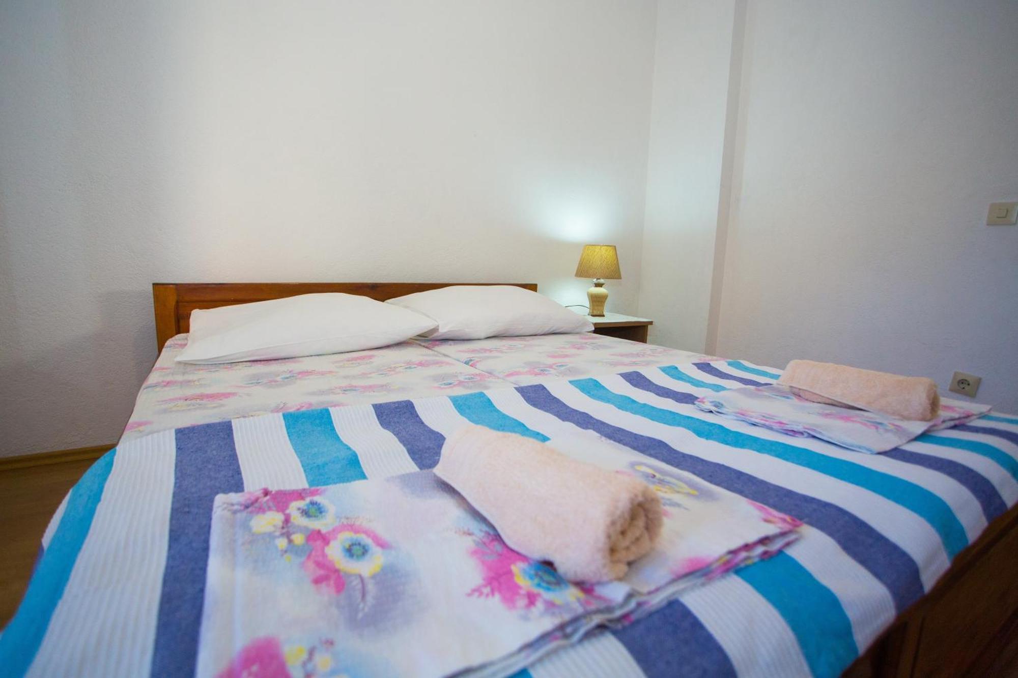 Apartments With A Parking Space Baska Voda, Makarska - 6761 部屋 写真